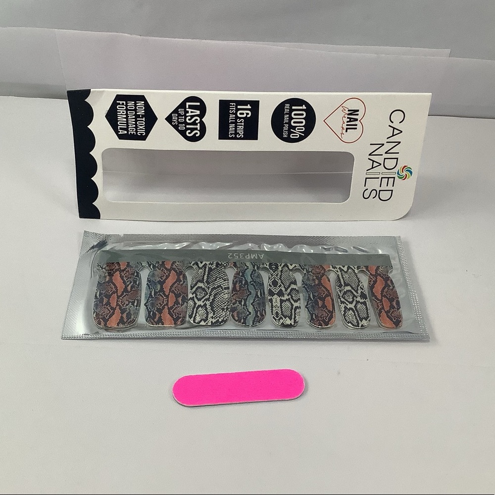 Candied Nails Copper Cobra Snake Reptile Nail Wraps 16 Pc Set Non-Toxic Adult - Picture 4 of 4